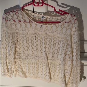 Andrée blue lace top